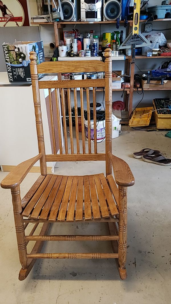 Cracker Barrel rocking chair for Sale in Hutchinson Island, FL - OfferUp