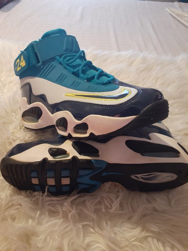 ken griffey jr shoes champs