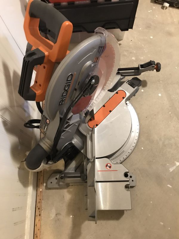 Ridgid R4120 Saw, 12Inch Compound Miter with Laser new for Sale in