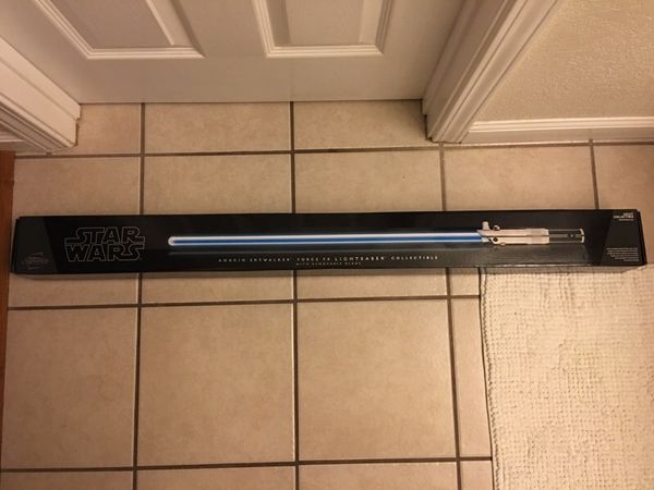 anakin lightsaber removable blade