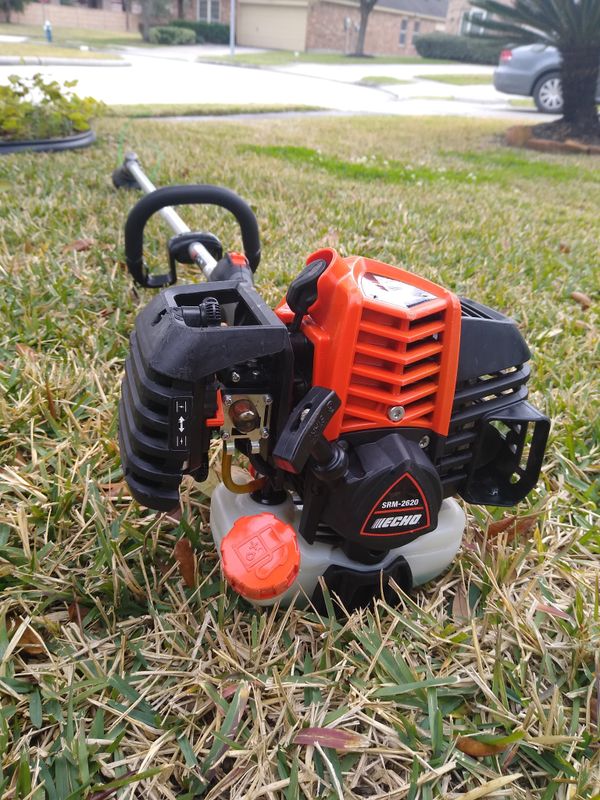 Echo SRM 2620 commercial weed Eater like new for Sale in Humble, TX ...