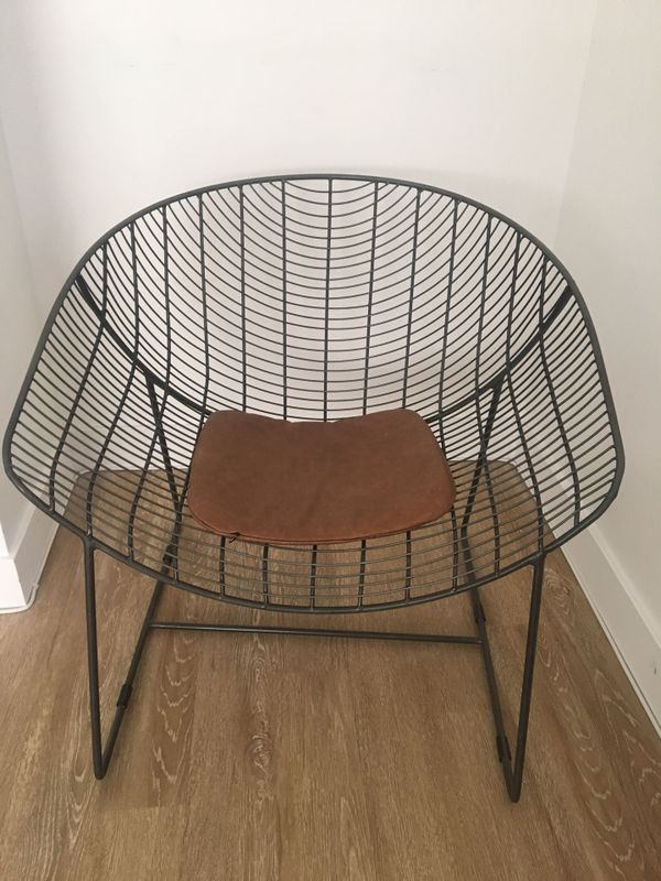 Agency chair, CB2, perfect condition, brown leather cushion for Sale in