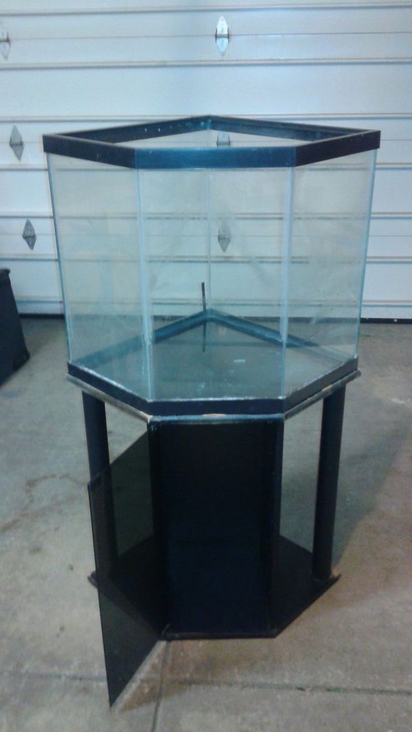 45 gallon corner fish tank plus black wood stand for Sale