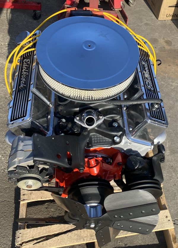 SBC 350 Chevy engine complete 4 bolt main for Sale in Bell Gardens, CA ...