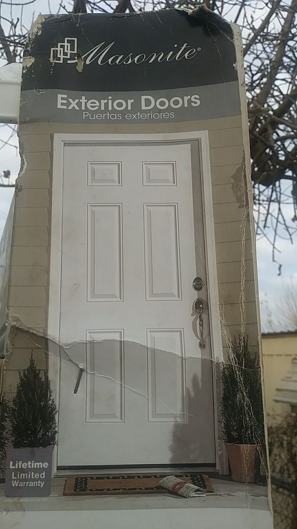 Masonite exterior door 32×80 in. Left hand inswing 6 panel