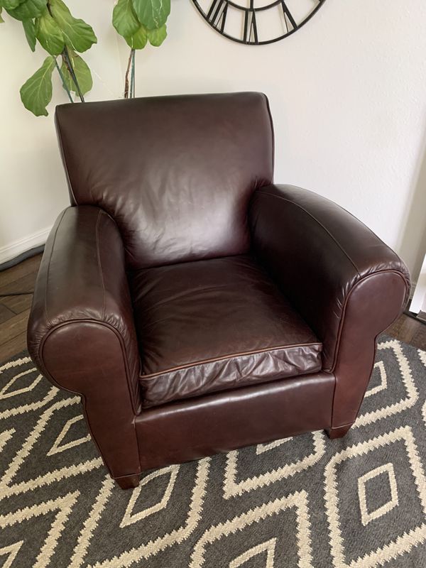 Pottery Barn Manhattan Leather Chair 1500 new for Sale in Edmonds, WA