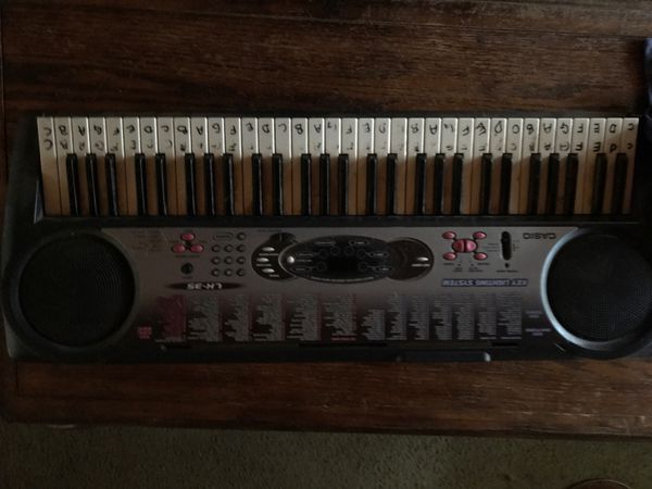 Casio LK35 Electric Piano for Sale in Bloomington, CA - OfferUp
