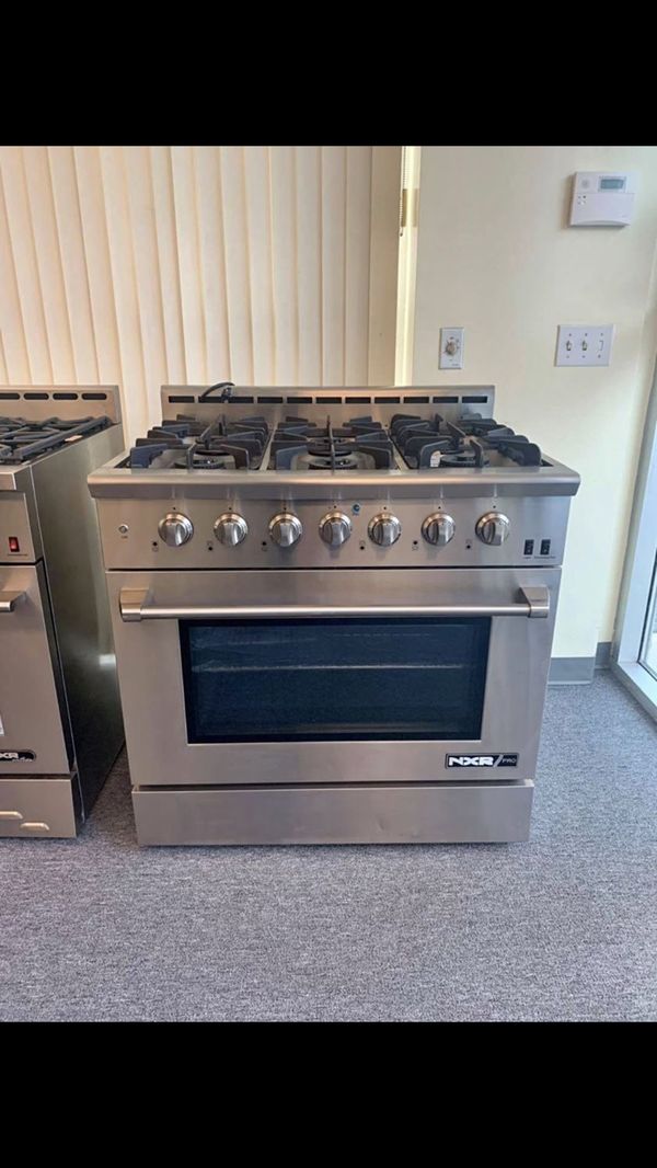 NXR 36” prostyle stainless steel gas range with 5.5 cu. ft. convection