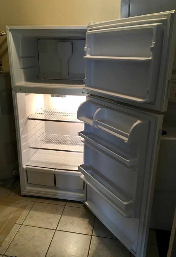 Kirkland Signature by Whirlpool Refrigerator for Sale in Seattle, WA