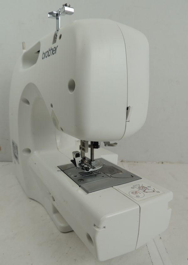 Brother XR7700 Computerized Sewing Machine for Sale in Modesto, CA