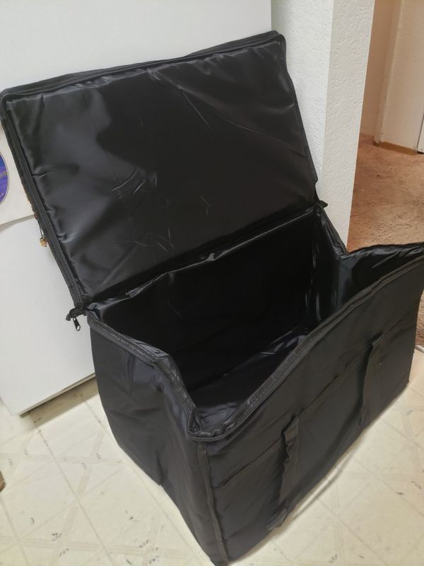 Download Insulated large food delivery bag. for Sale in Federal Way ...