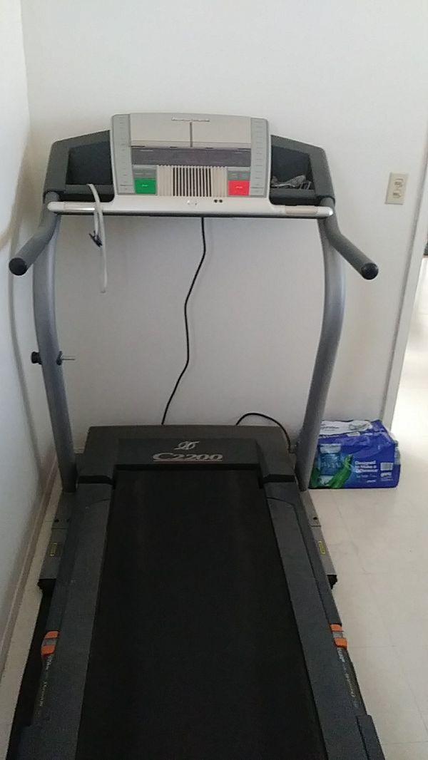 nordictrack zs commercial space saver treadmill