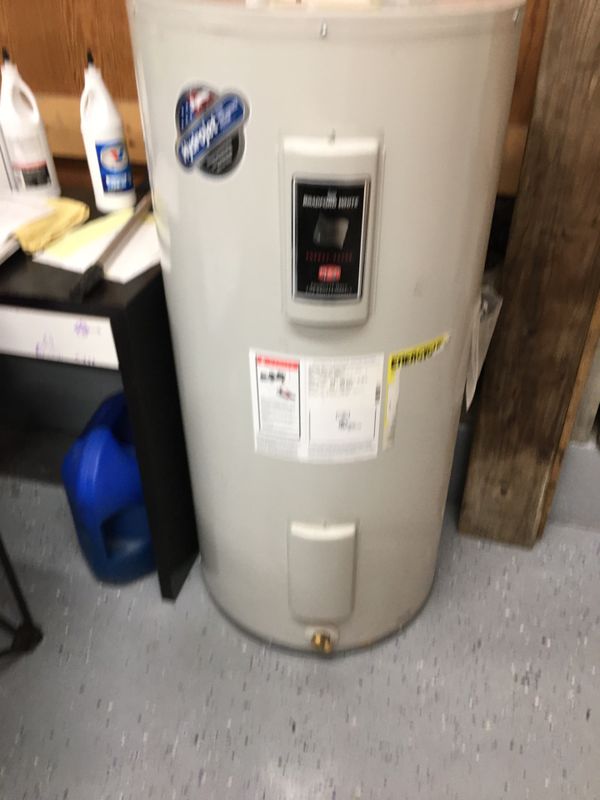 Used 50 Gallon Bradford White Hydrojet hot water tank for Sale in Port