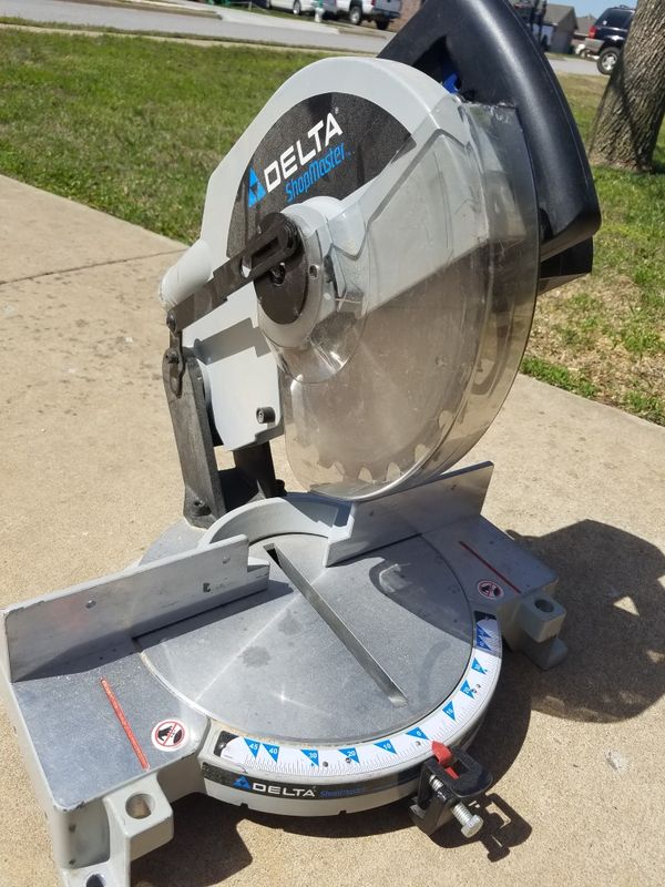 Delta Shopmaster Miter Saw for Sale in Centerton, AR - OfferUp
