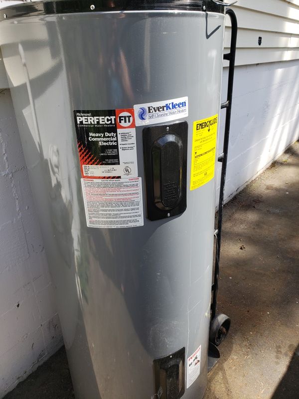 80 gallon commercial hot water heater