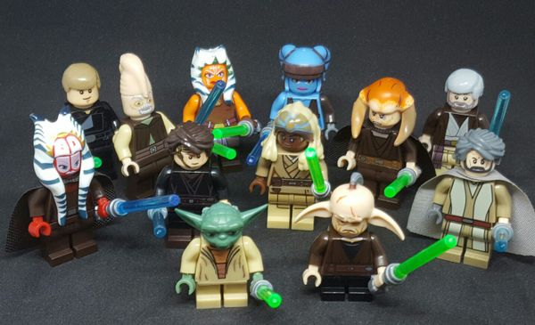 Custom Lego Star Wars Jedi Minifigure Set for Sale in Chicago, IL - OfferUp