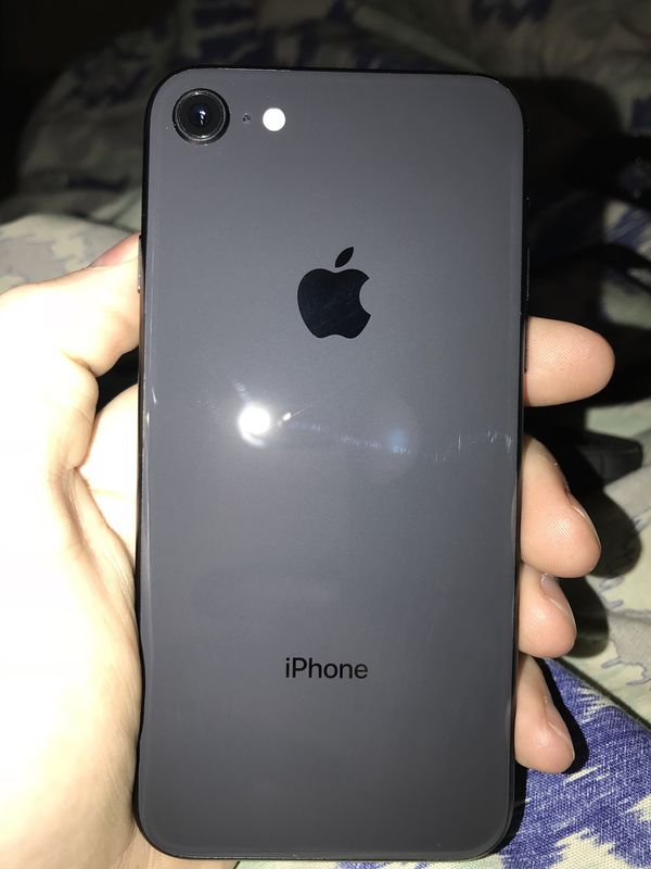 iPhone 8 Space Grey 64gb for Sale in Spartanburg, SC - OfferUp