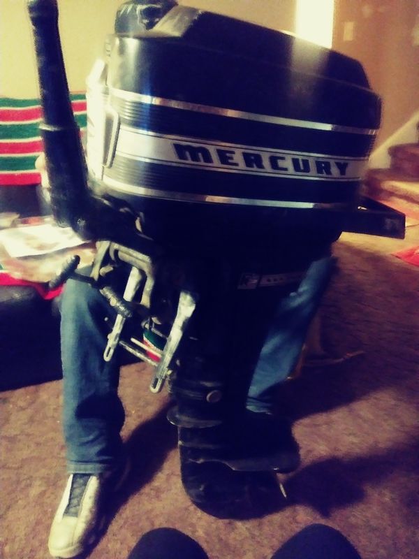 Mercury 2 stroke outboard motor. for Sale in Gladstone, MO OfferUp