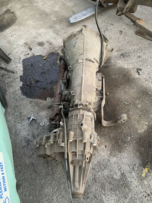 4l80e 4x4 transmission and transfer case for Sale in Modesto, CA - OfferUp