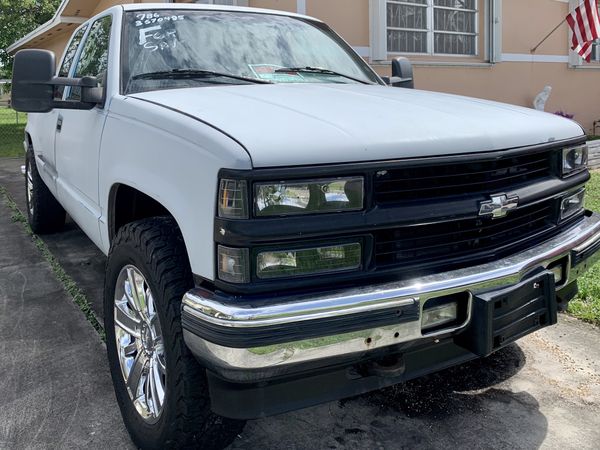 95 GMC Sierra Turbo Diesel 1500 4x4 for Sale in Hialeah, FL - OfferUp