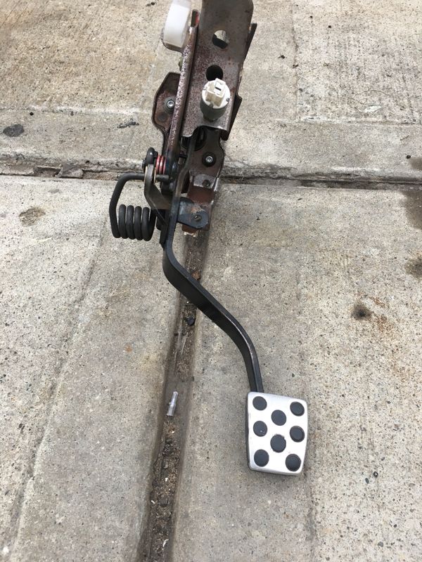 02 Lexus IS300 manual clutch pedal for Sale in Queens, NY OfferUp