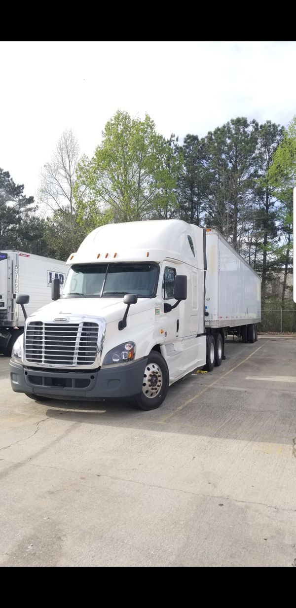 2016 Freightliner Cascadia w/ Trailer for Sale in Douglasville, GA