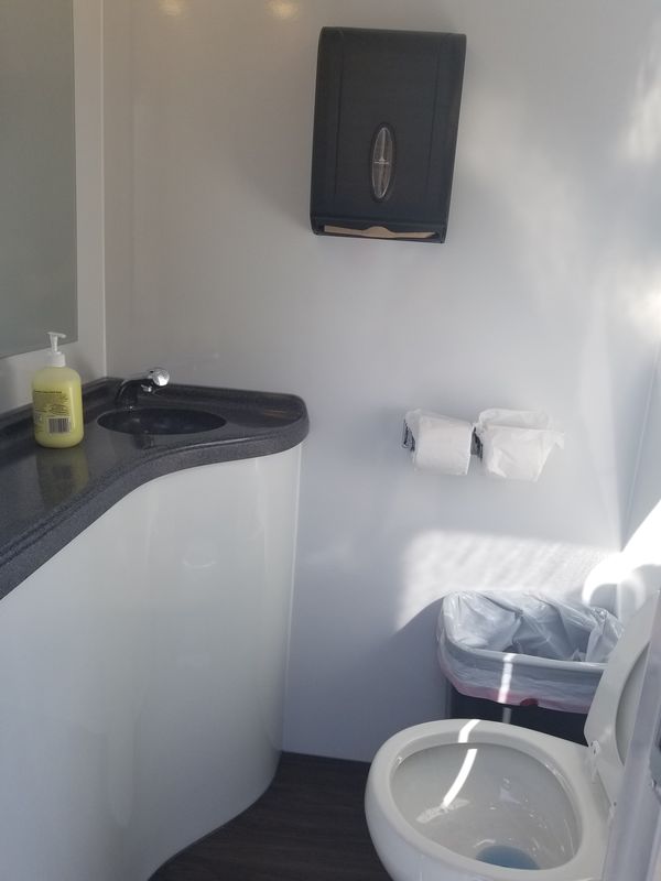 Restrooms, baños, portables for Sale in Pomona, CA OfferUp