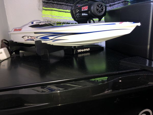 rc traxxas boat