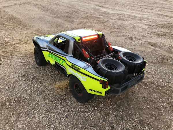 traxxas udr blue