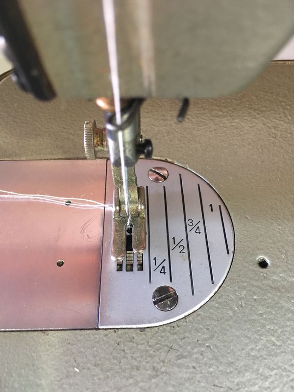 JUKI DL5554 Industrial Table Sewing Machine for Sale in SeaTac, WA