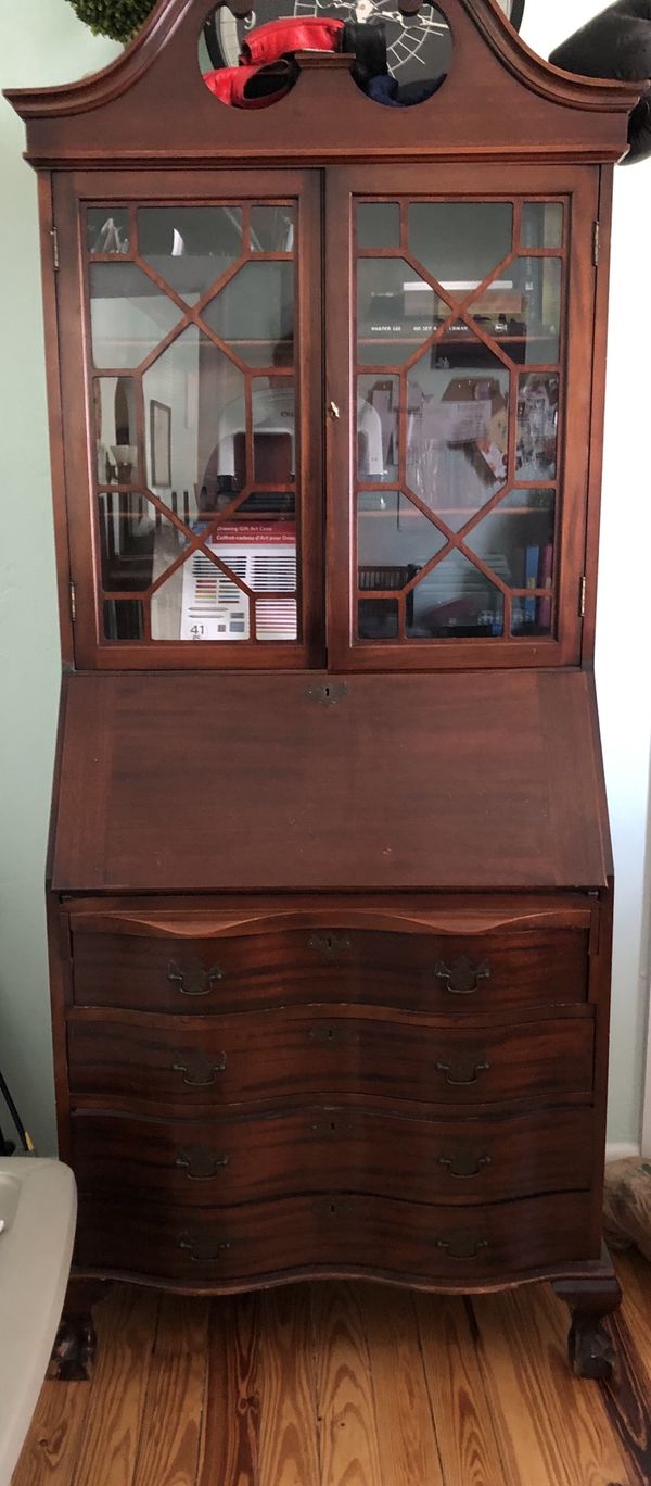 1920’s Maddox Table Company of Jamestown New York Mahogany Secretary