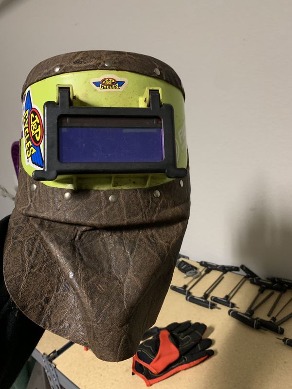 Outlaw leather welding hood for Sale in FAIR OAKS, TX OfferUp