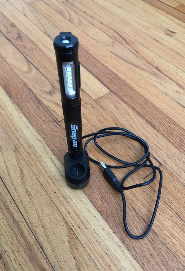 Snap on 25 Lumen rechargeable pen light with dock for Sale in Long Beach, CA OfferUp