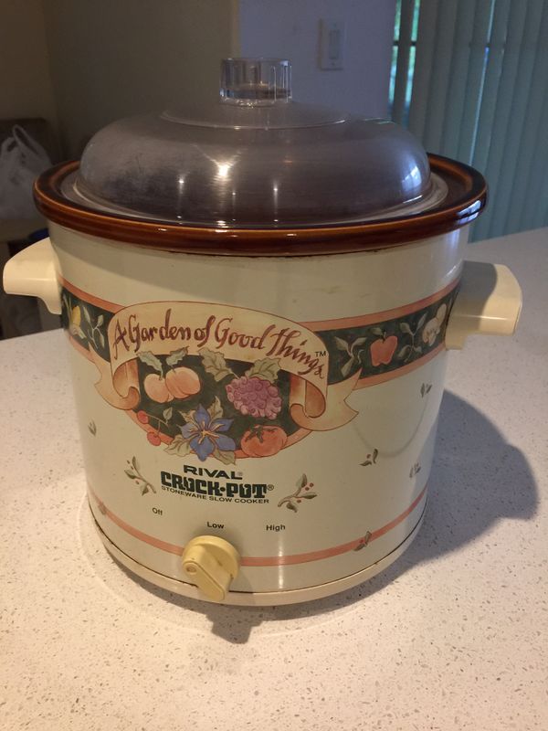 Vintage Rival Crock Pot Slow Cooker Model 3100/2 3.5 qt. "A Garden of