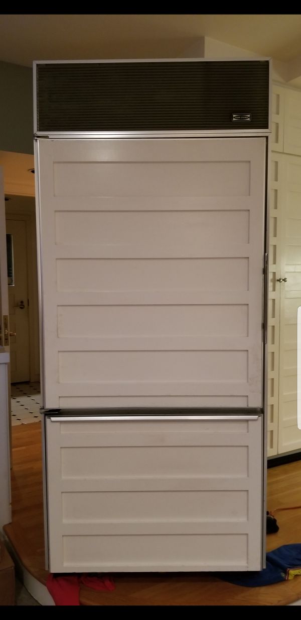 Vintage Sub Zero Built In Refrigerator for Sale in Gig Harbor, WA OfferUp