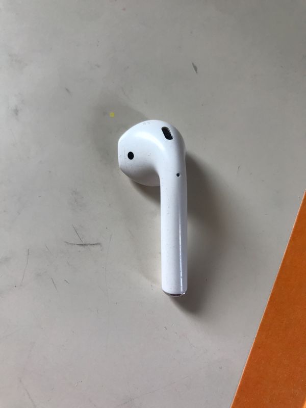 Single AirPod for Sale in Riverside, CA OfferUp