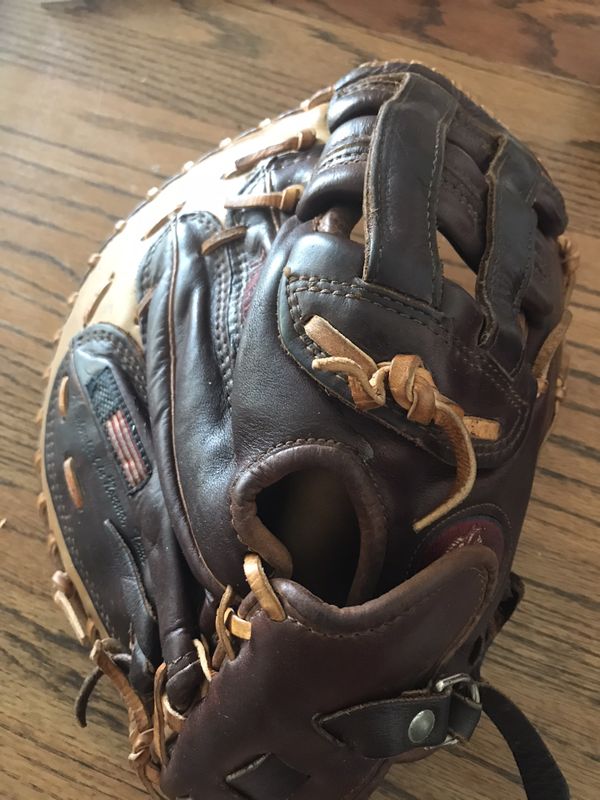 Nokona First Base Glove AMGFB Baseball Softball for Sale in Mesa, AZ