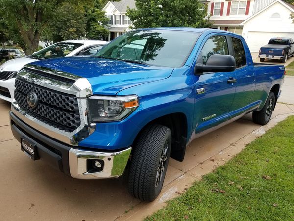 2018 Toyota Tundra SR5 Double cab, long 8 ft bed. TRD 4x4 Off Road ...
