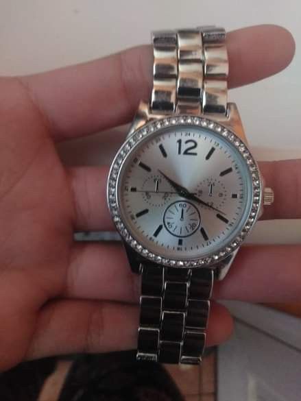 Base metal bezel stainless steel back japan movt precio Outlet