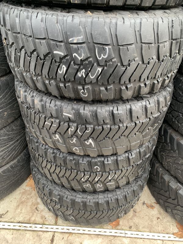 35x12:50R15 setnn no of 4 tires Goodyear Wrangler for Sale in ...