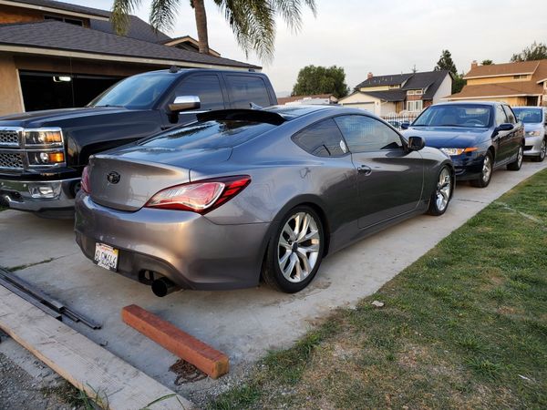 Hyundai Genesis Coupe bk1 2.0T for Sale in Bloomington, CA - OfferUp