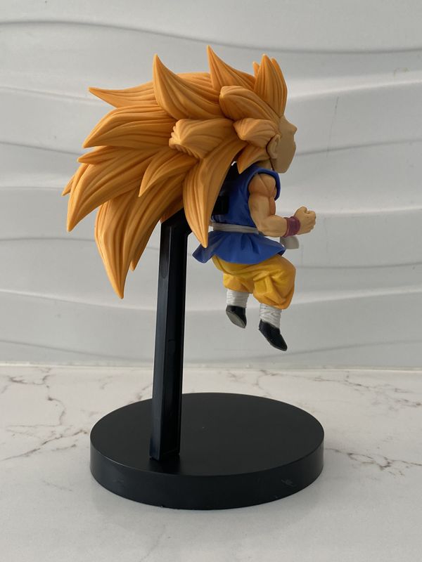 ssj3 statue