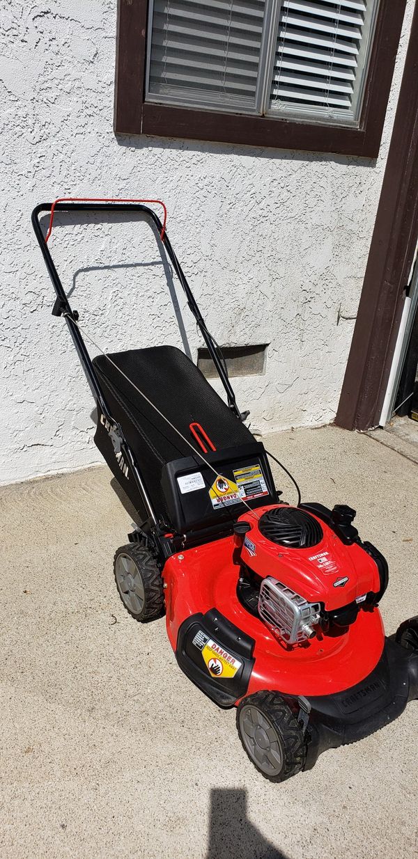 Craftsman M110 push lawn mower for Sale in Baldwin Park, CA - OfferUp