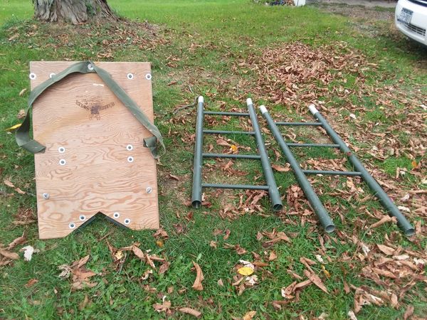 Warren & Sweat Ocala Ladder Tree Stand for Sale in Oneonta, NY - OfferUp