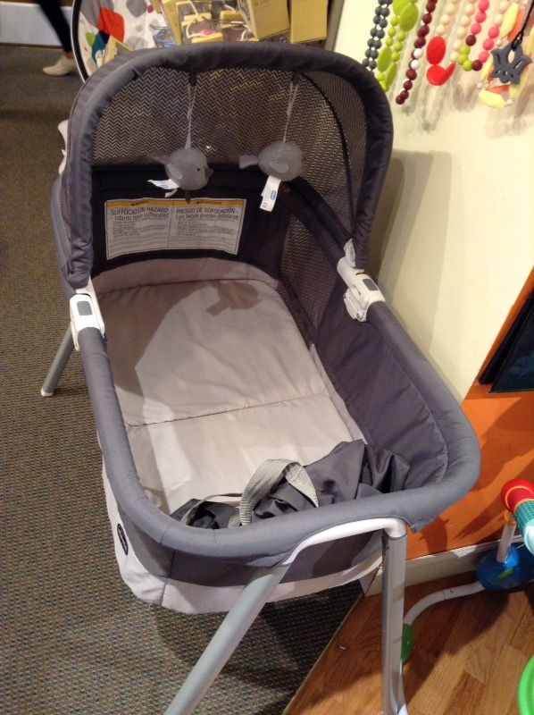 chicco deluxe bassinet