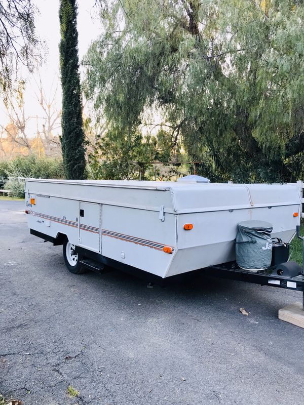 2001 Jayco Qwest 12A Pop Up Tent Trailer Camper for Sale in Temecula