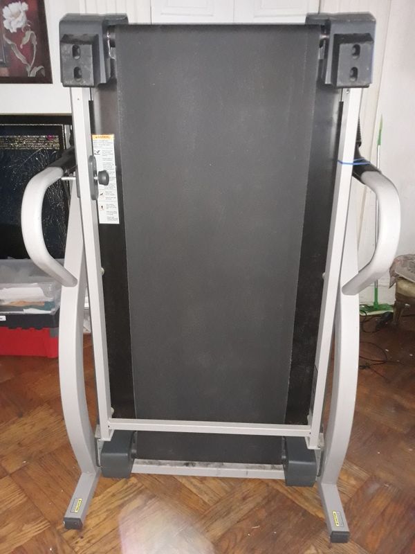 Pro Form LX 670 Treadmill for Sale in Queens, NY OfferUp