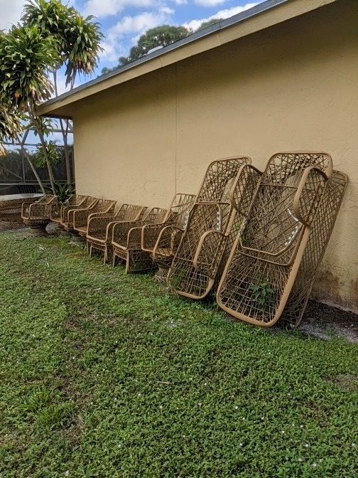 Patio furniture for Sale in West Palm Beach, FL - OfferUp