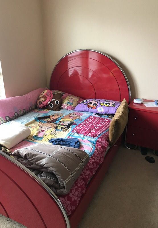 Girl Bedroom Set Lizzie Mcguire For Sale In Corpus Christi Tx Offerup