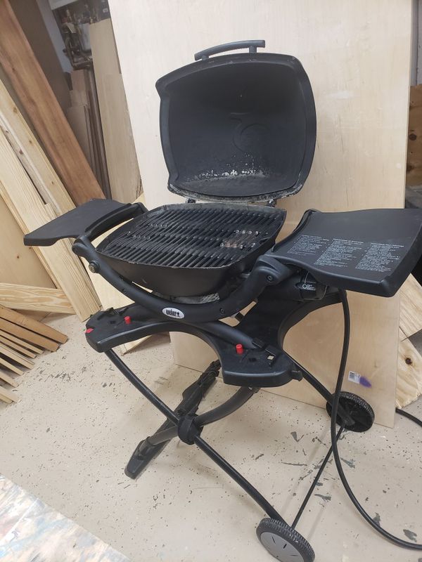 Weber Q 1200 Grill for Sale in Hobe Sound, FL - OfferUp